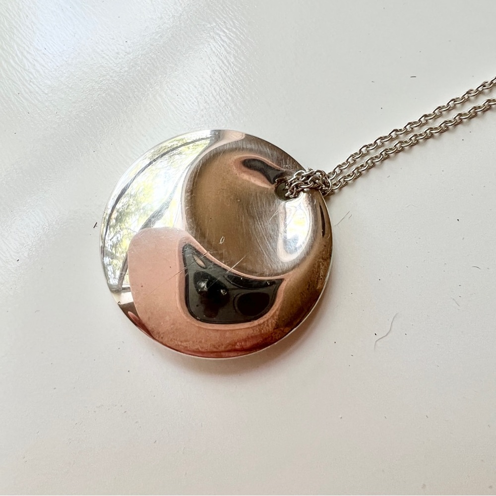 Tiffany & Co. Elsa Peretti Sterling Silver Round Pendant - Picture 5 of 8